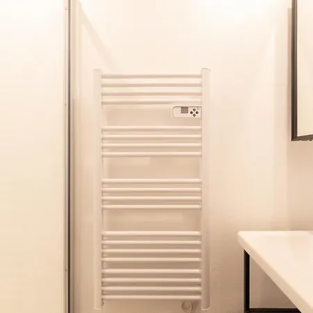 Studio Moderne Face A La * Pornichet
