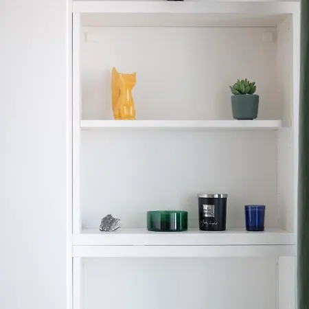 Studio Moderne Face A La